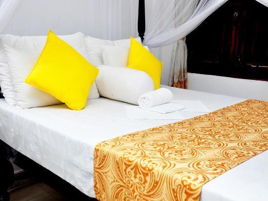Dew Grand Regency Apartment Bataduwa Екстериор снимка