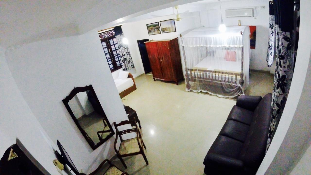 Dew Grand Regency Apartment Bataduwa Екстериор снимка