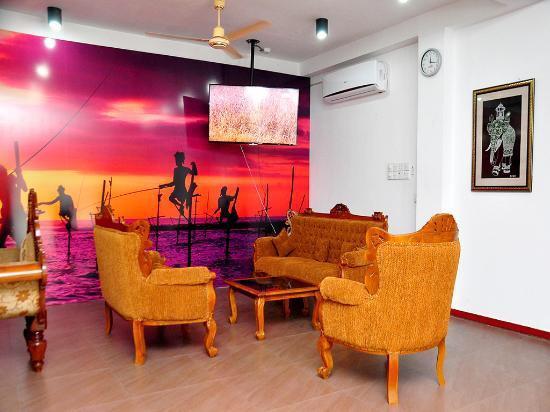 Dew Grand Regency Apartment Bataduwa Екстериор снимка